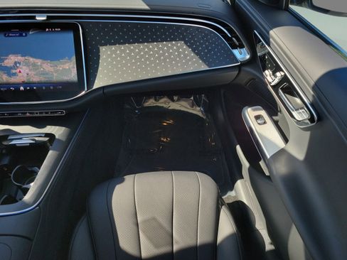 Used 2026 Mercedes-Benz E 350 Sedan image 5