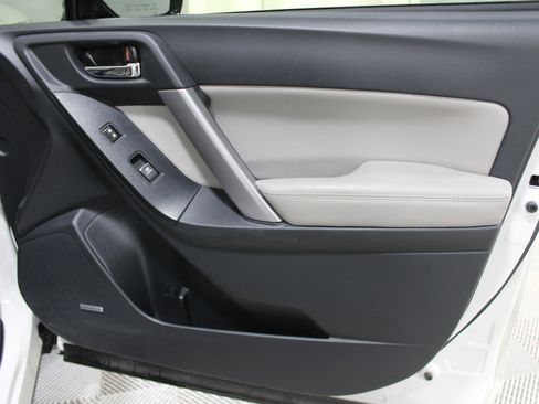 Used 2018 Subaru Forester 2.5i Limited image 25