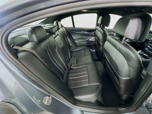 Used 2019 BMW M550i xDrive AWD/4WD image 9