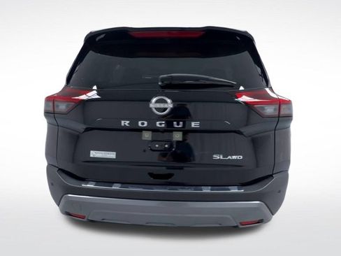 Used 2023 Nissan Rogue SL AWD/4WD image 7