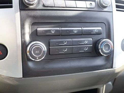 Used 2016 Nissan Frontier S image 6