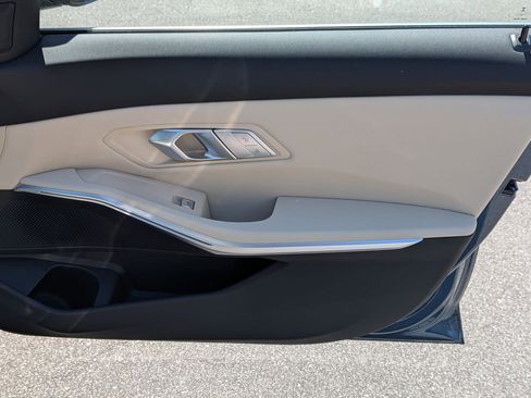 New 2026 BMW 330i Sedan w/ Convenience Package image 34