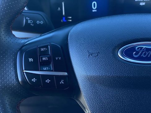 Used 2024 Ford Escape ST-Line image 10