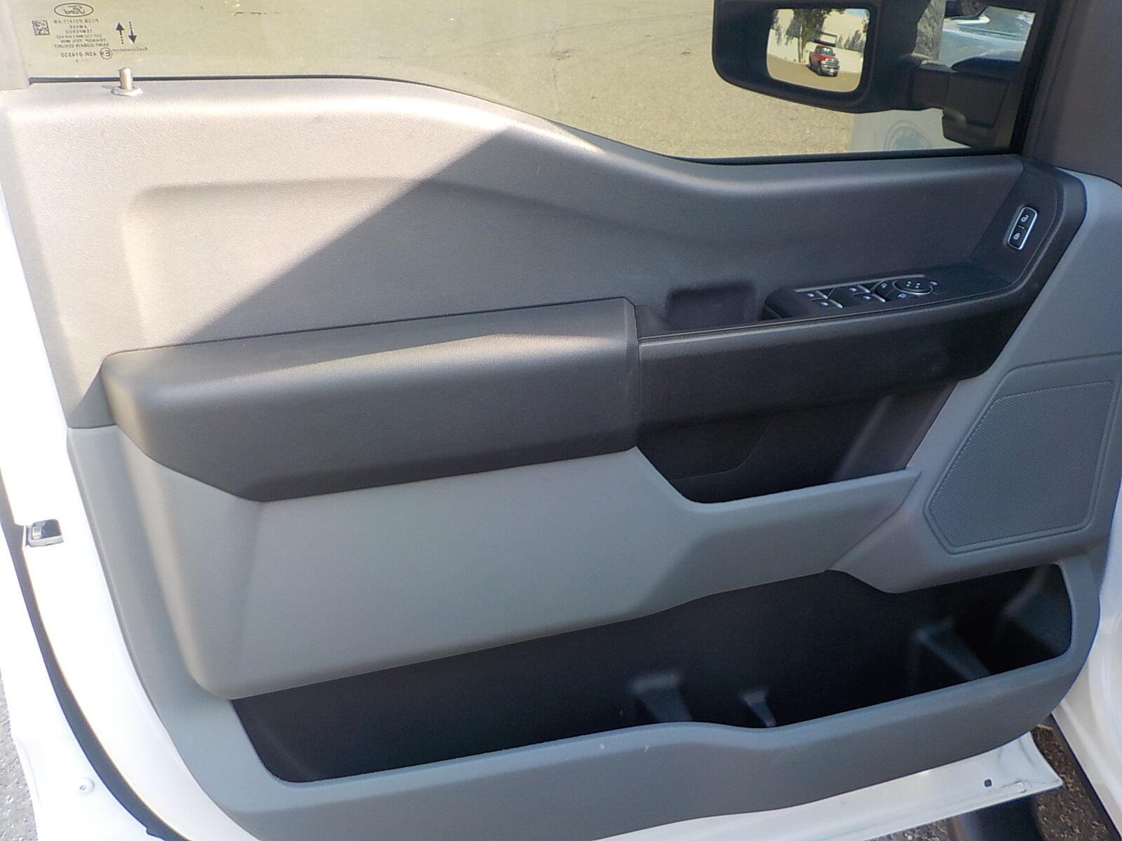 Used 2024 Ford F250 XL w/ XL Driver Assist Package AWD/4WD image 13