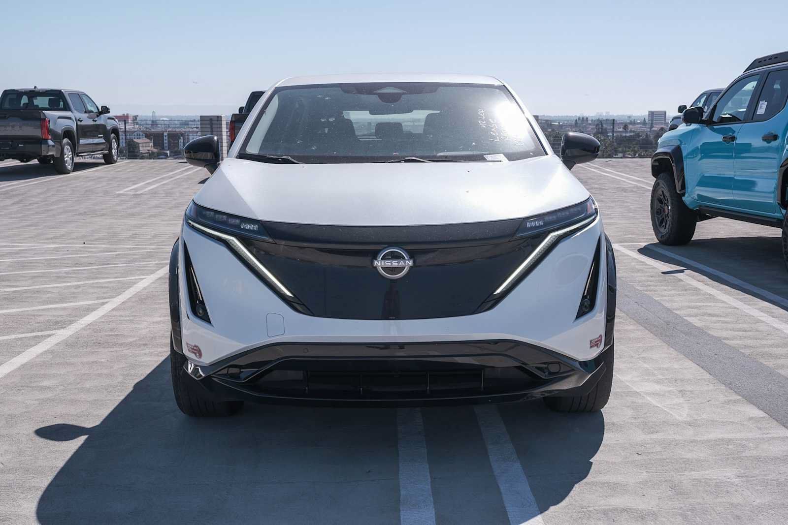 Used 2024 Nissan Ariya FWD image 2