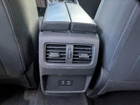 Used 2021 Nissan Rogue SV FWD image 16