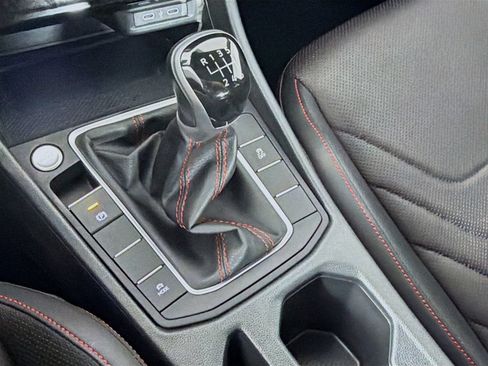 Used 2023 Volkswagen Jetta GLI Autobahn FWD image 16