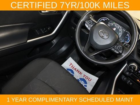 Used 2025 Toyota RAV4 XLE AWD/4WD image 18