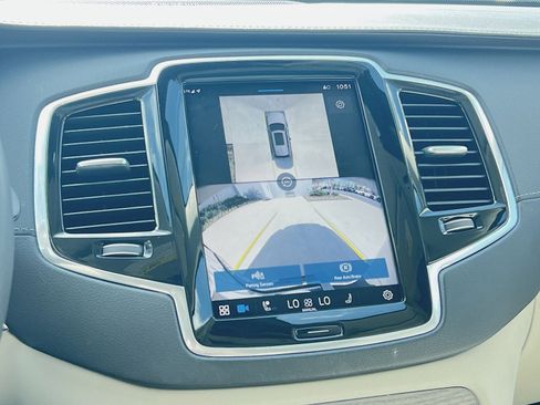 Certified 2024 Volvo XC90 B6 Ultimate AWD/4WD image 27