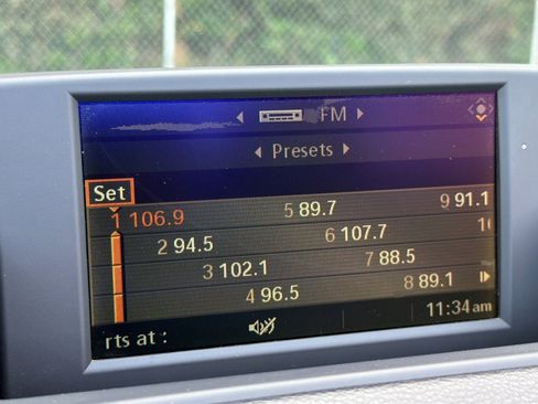 Used 2008 BMW 135i Convertible image 24