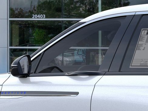New 2026 Lincoln Nautilus Premier AWD/4WD image 20