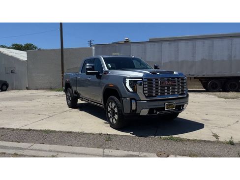 New 2026 GMC Sierra 3500 Denali AWD/4WD image 5