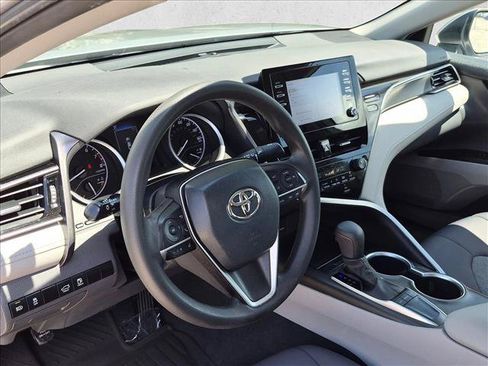 Used 2023 Toyota Camry LE FWD image 10