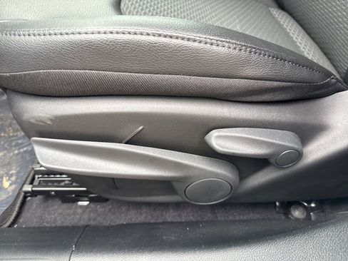 New 2026 Jeep Compass Latitude image 8