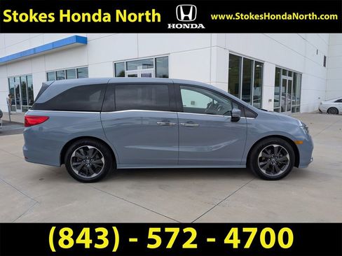 Used 2023 Honda Odyssey Elite image 12