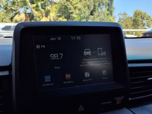 Used 2020 Hyundai Veloster 2.0 FWD image 8