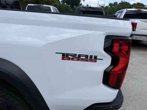 Used 2024 Chevrolet Colorado Trail Boss AWD/4WD image 36