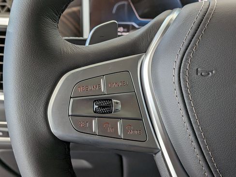 New 2026 BMW X7 xDrive40i w/ Premium Package image 19