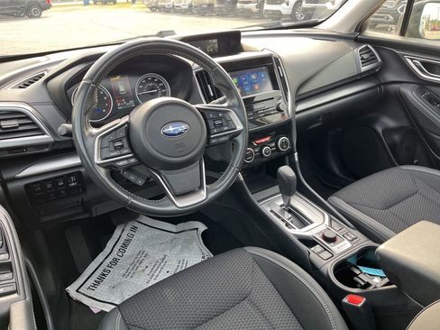 Used 2023 Subaru Forester Premium image 12