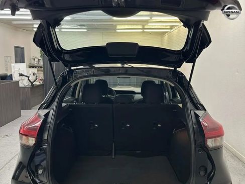 Used 2023 Nissan Kicks SV image 17
