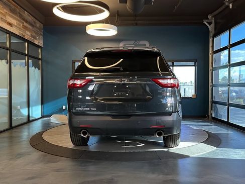 Used 2020 Chevrolet Traverse LT AWD/4WD image 4