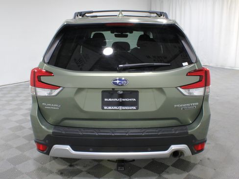 Used 2020 Subaru Forester Touring AWD/4WD image 29