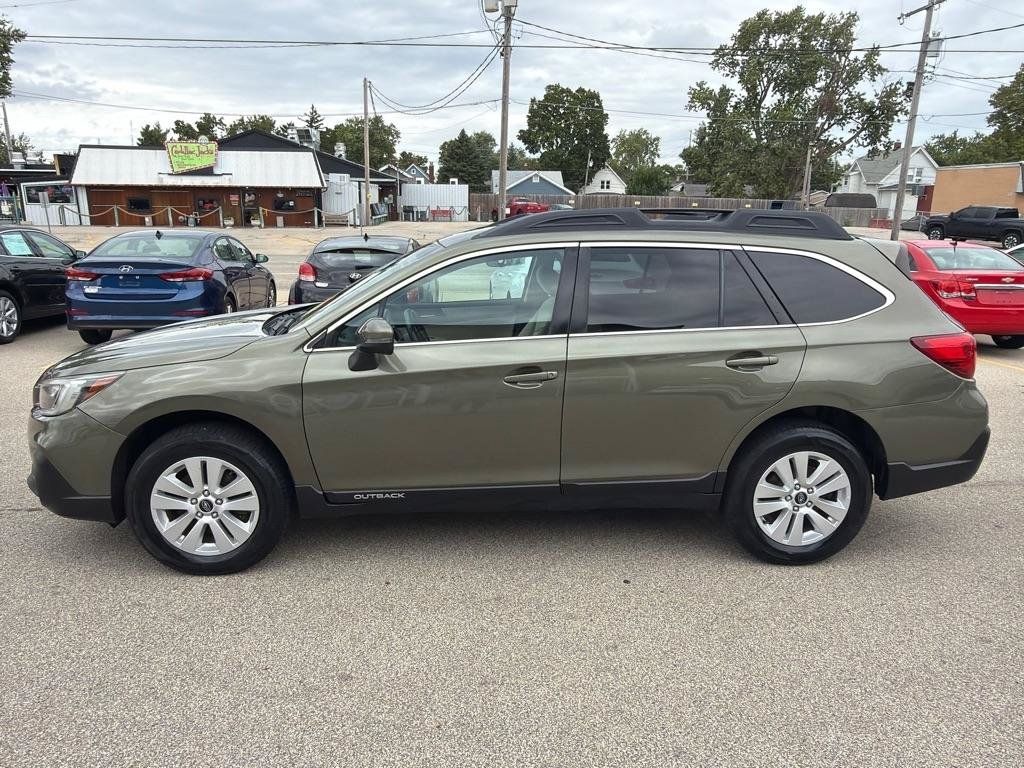 Used 2018 Subaru Outback 2.5i Premium AWD/4WD image 5