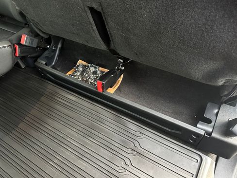 Used 2019 Ford F150 Raptor w/ Equipment Group 802A Luxury image 27