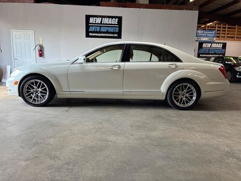Used 2011 Mercedes-Benz S 550 image 6