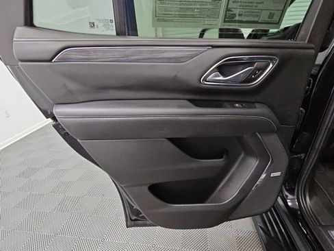 Used 2022 GMC Yukon SLT w/ SLT Premium Package AWD/4WD image 36