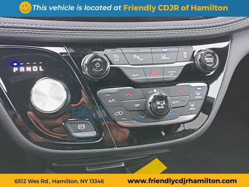 New 2026 Chrysler Pacifica Select image 15