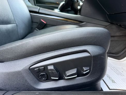 Used 2015 BMW 740i RWD image 44
