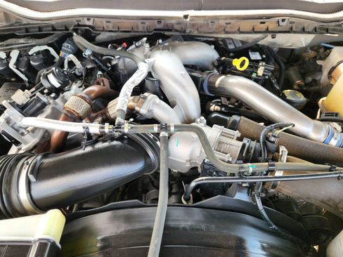 Used 2020 Ford F350 Lariat AWD/4WD image 34