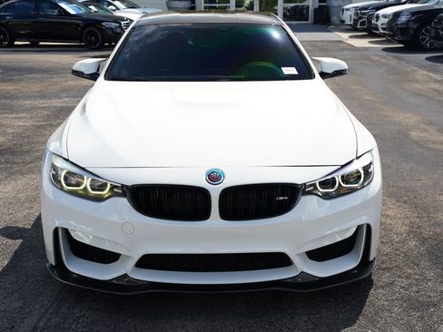 Used 2018 BMW M4 Coupe RWD image 2