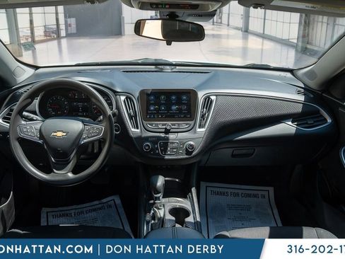 Used 2023 Ford Escape Platinum AWD/4WD image 44