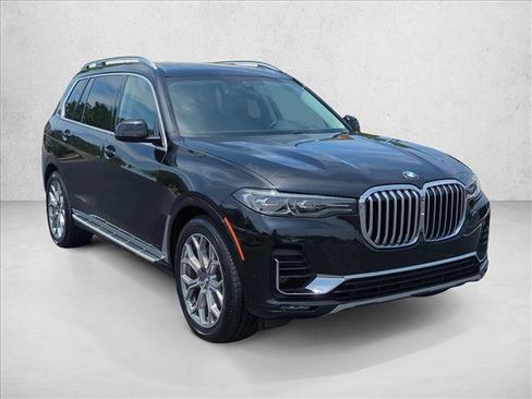 Used 2020 BMW X7 xDrive40i w/ Premium Package AWD/4WD image 3