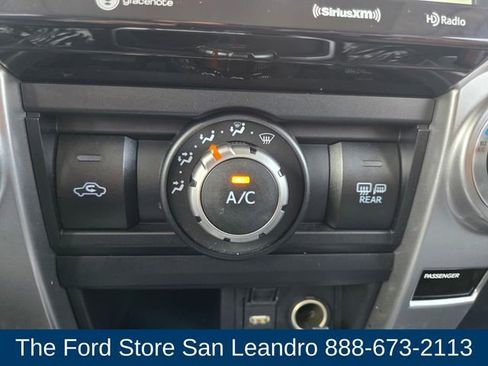 Used 2022 Toyota 4Runner SR5 Premium image 18