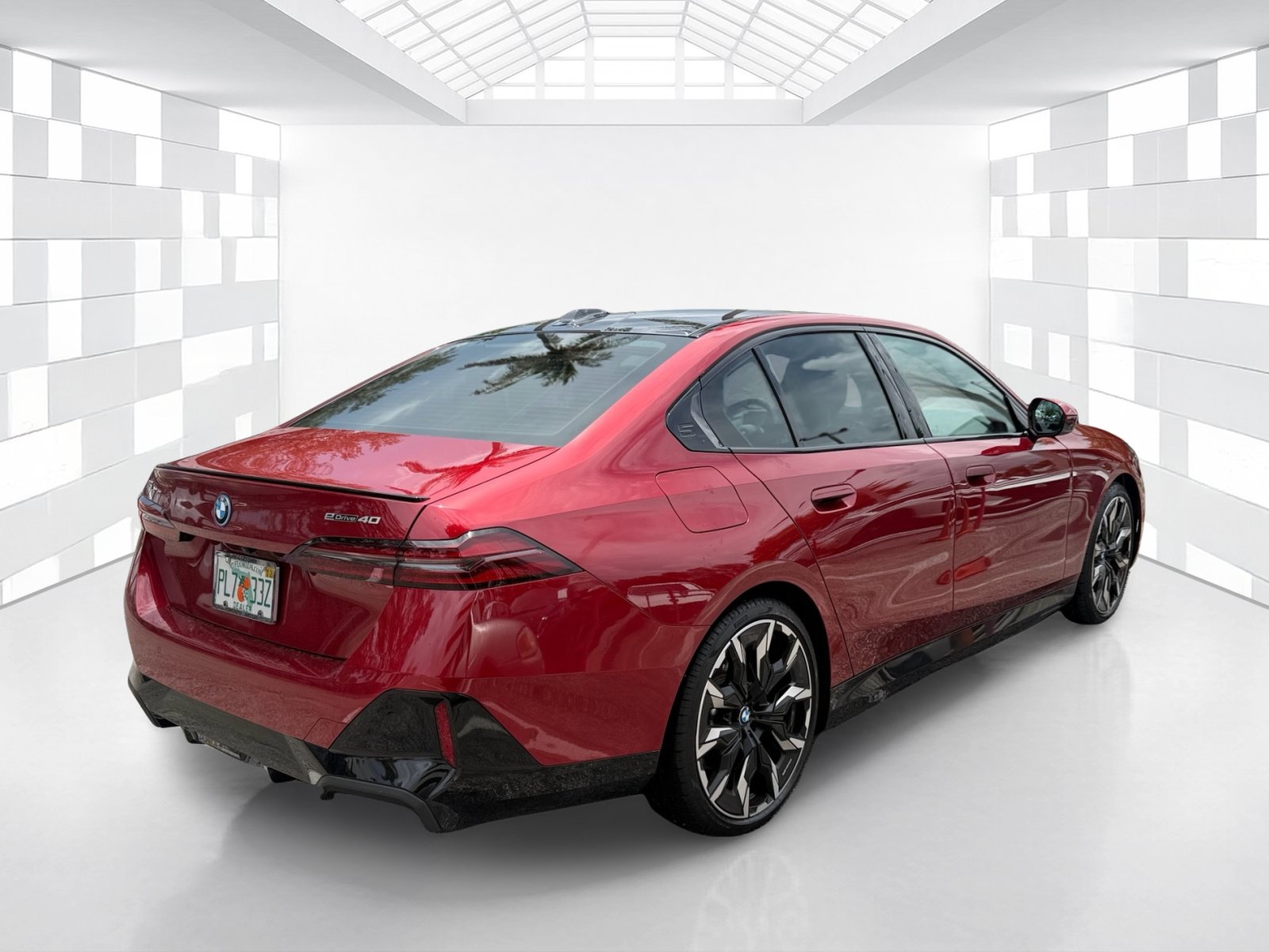 Used 2026 BMW i5 eDrive40 w/ M Sport Package RWD image 7