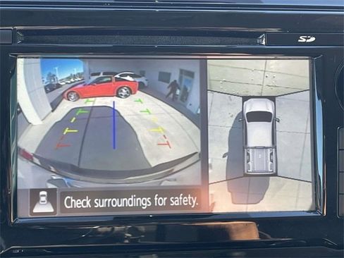 Used 2018 Nissan Titan Platinum Reserve w/ Platinum Utility Package image 25