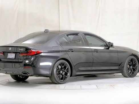 Used 2021 BMW 540i image 2