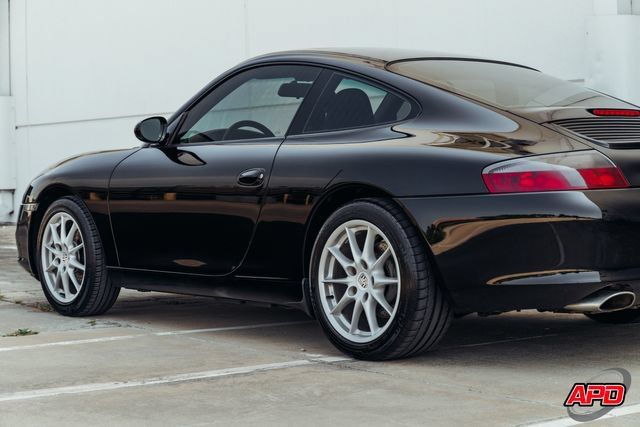 Used 2004 Porsche 911 Carrera RWD image 35
