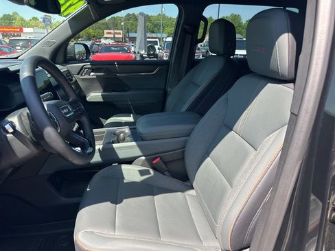 Used 2025 GMC Acadia AT4 AWD/4WD image 10