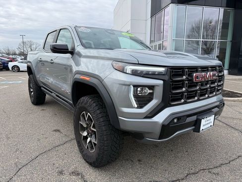Used 2023 GMC Canyon AT4X image 3