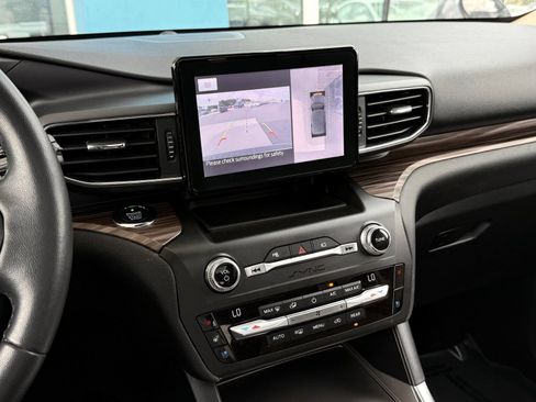 Used 2020 Ford Explorer Limited RWD image 43