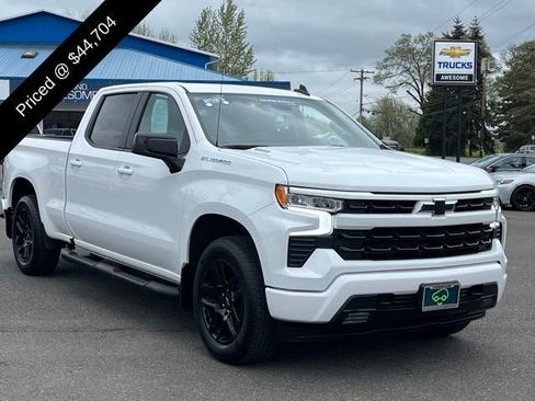 Used 2025 Chevrolet Silverado 1500 RST w/ LPO, Liner Protection Package AWD/4WD image 3