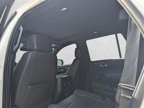 Used 2022 Chevrolet Tahoe LT w/ LT Signature Package RWD image 13