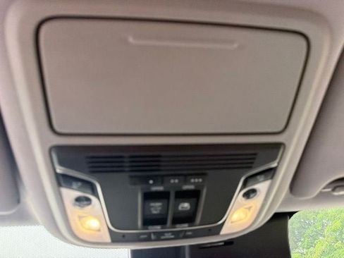 Used 2018 Honda Ridgeline RTL-E image 15