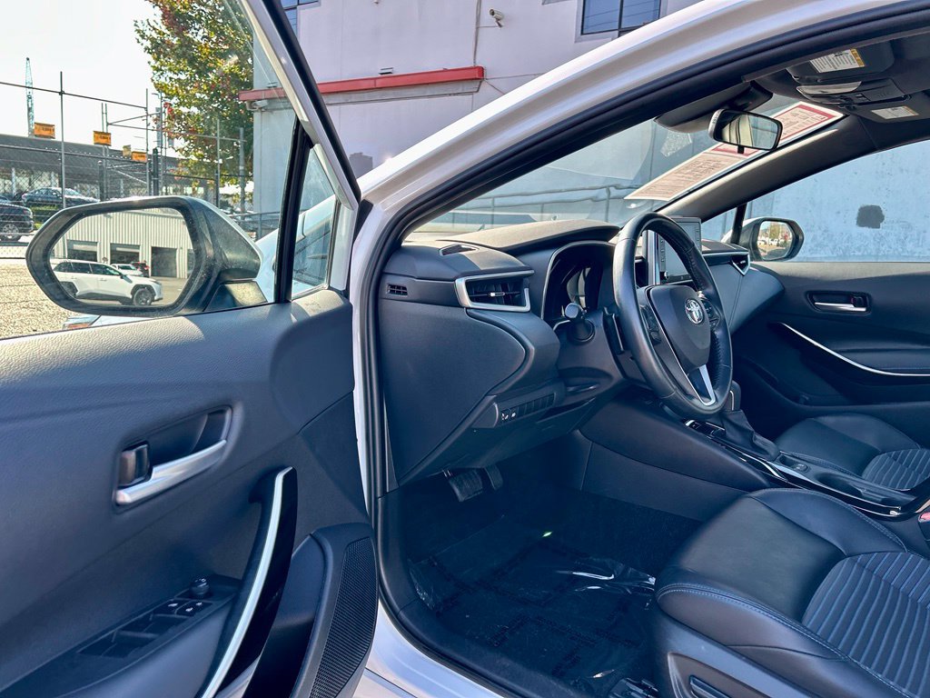 Certified 2022 Toyota Corolla XSE FWD image 9