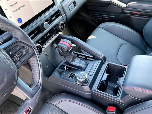 Used 2026 Toyota Tacoma TRD Pro AWD/4WD image 16