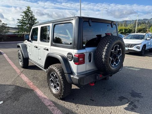 Used 2023 Jeep Wrangler Unlimited Rubicon w/ LED Lighting Group AWD/4WD image 7